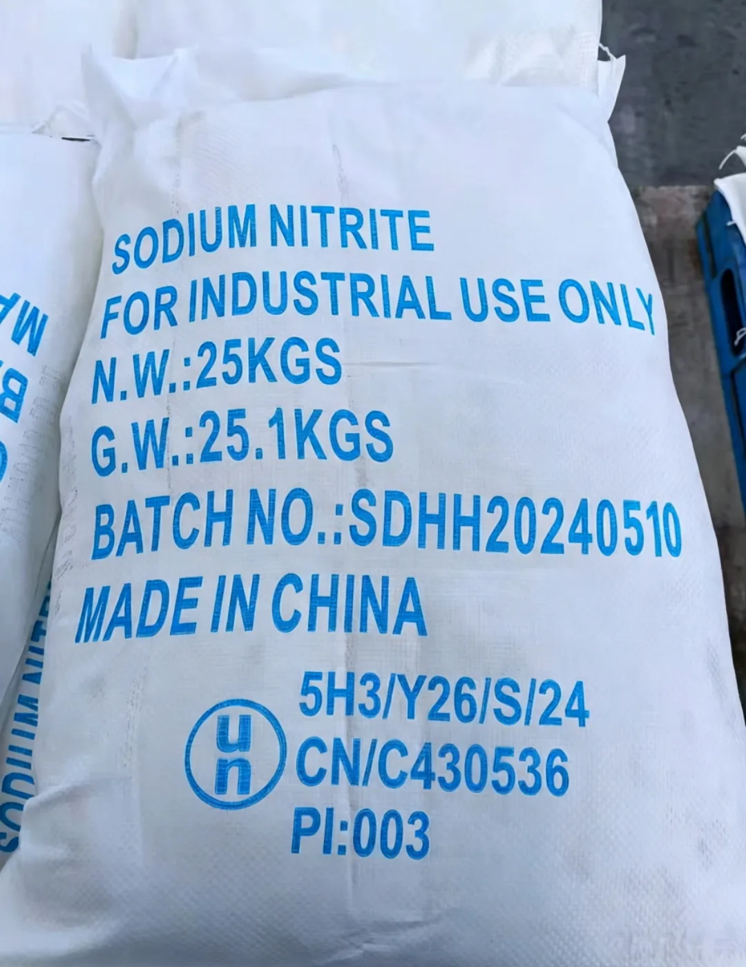 natrium-nitrit-industri-karung-25kg.png